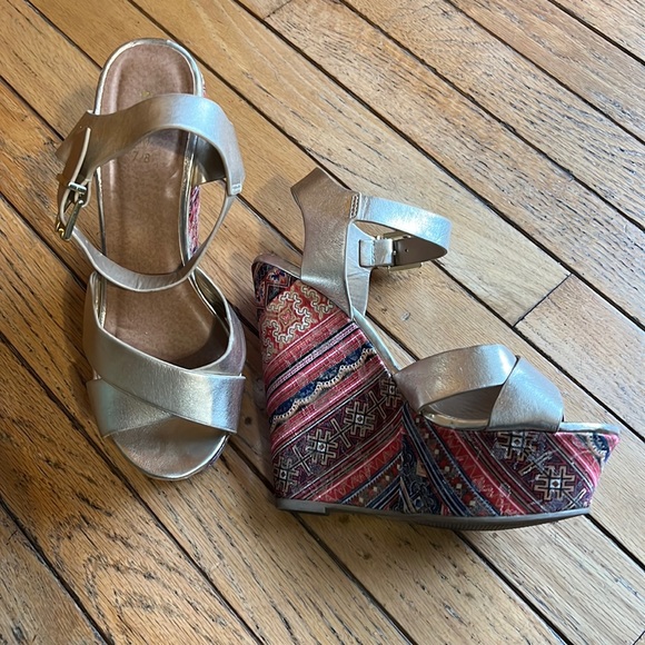 Rue 21 etc. Shoes Metallic Light Gold Boho Platform Wedge Heel
